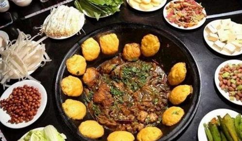 东北恋歌铁锅浪漫主义,铁锅炖煮的浪漫主义情怀 第2张 东北恋歌铁锅浪漫主义,铁锅炖煮的浪漫主义情怀 第2张