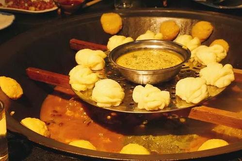 东北恋歌铁锅浪漫主义,铁锅炖煮的浪漫主义情怀 第3张 东北恋歌铁锅浪漫主义,铁锅炖煮的浪漫主义情怀 第3张