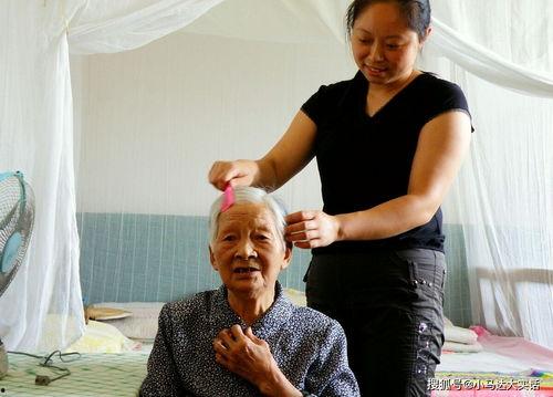 保姆不能帮养老,保姆不宜承担养老重任 第3张 保姆不能帮养老,保姆不宜承担养老重任 第3张